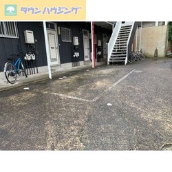 レピュート高岡Bの物件内観写真